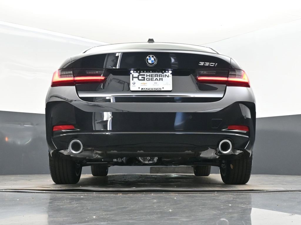 New 2026 BMW 330i Sedan w/ Convenience Package image 22
