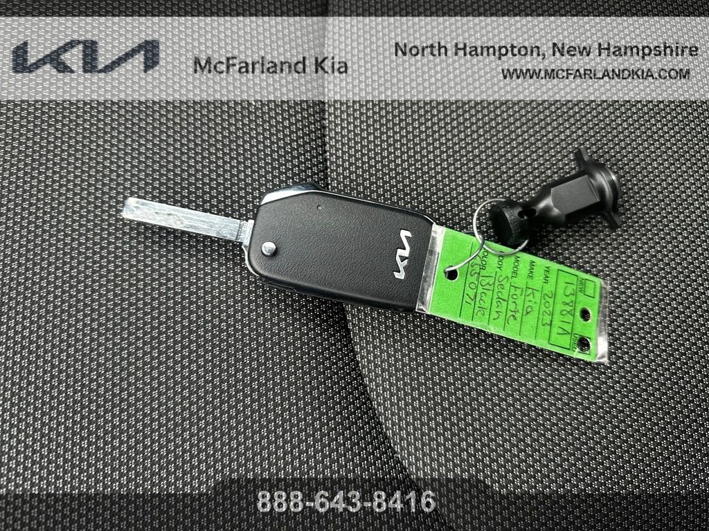 Used 2023 Kia Forte LX image 31