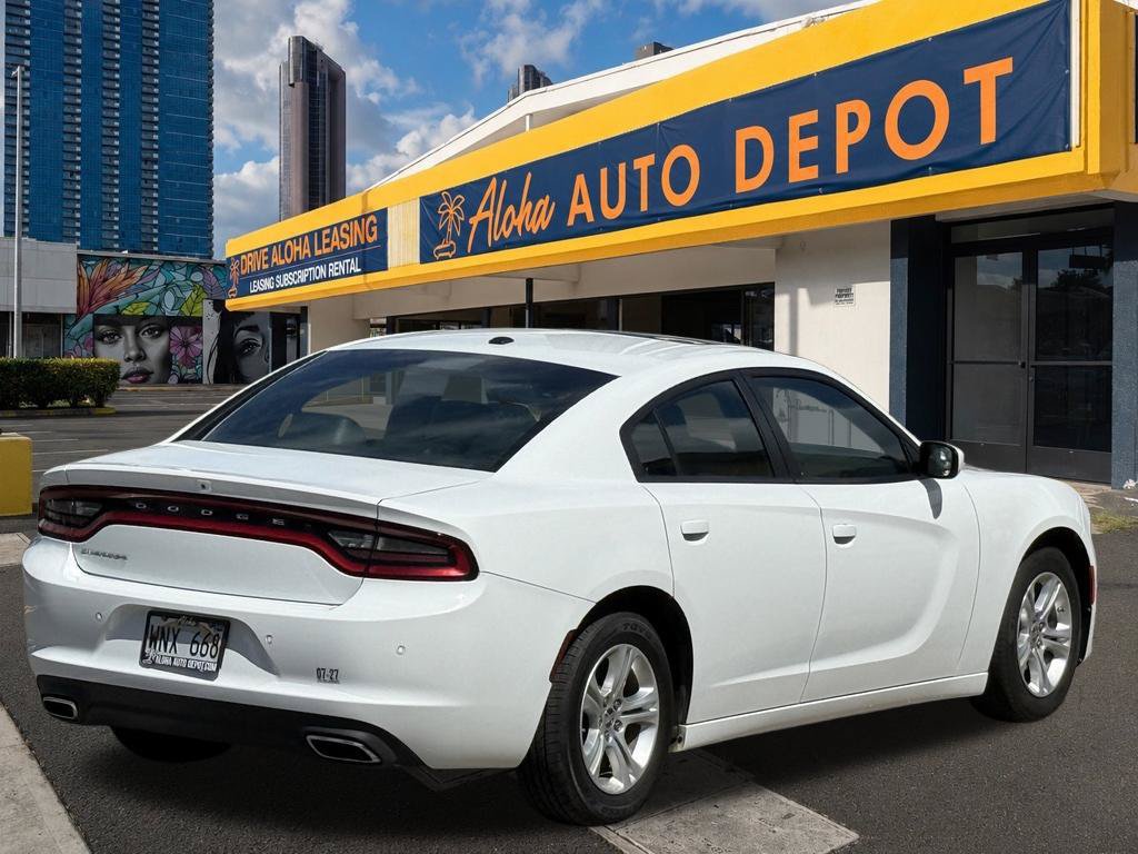 Used 2022 Dodge Charger SXT w/ Leather Interior Group RWD image 5