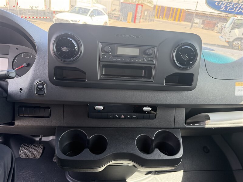 Used 2023 Mercedes-Benz Sprinter 3500 image 13