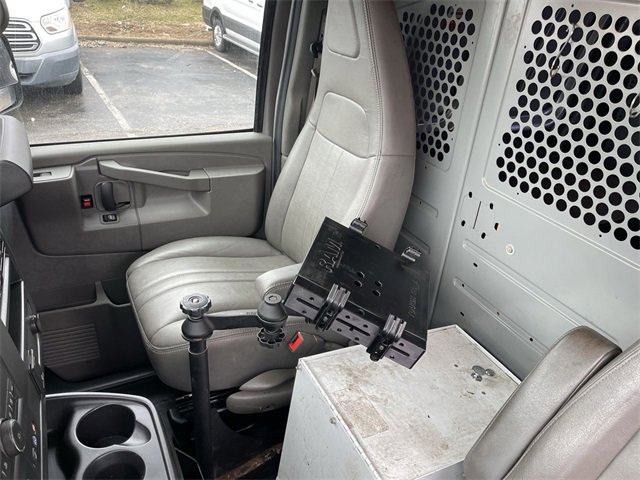 Used 2016 GMC Savana 2500 image 8