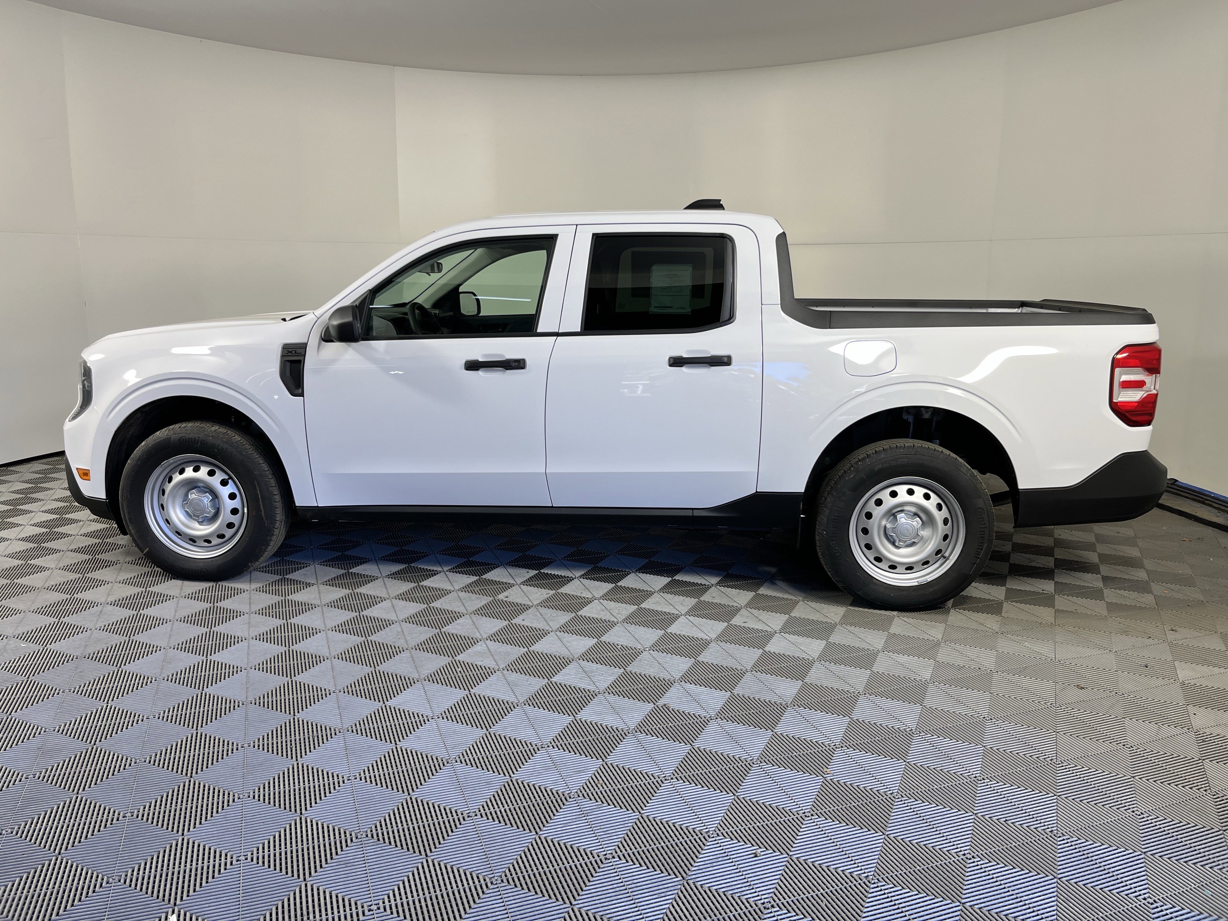 New 2025 Ford Maverick XL w/ Equipment Group 101A video 2