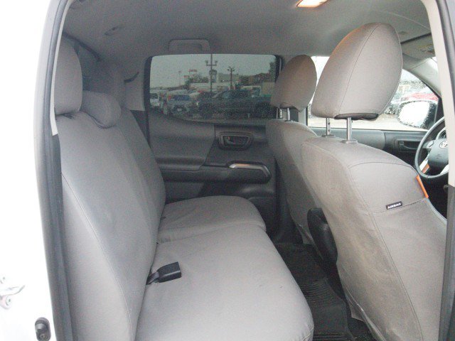Used 2023 Toyota Tacoma SR5 AWD/4WD image 28