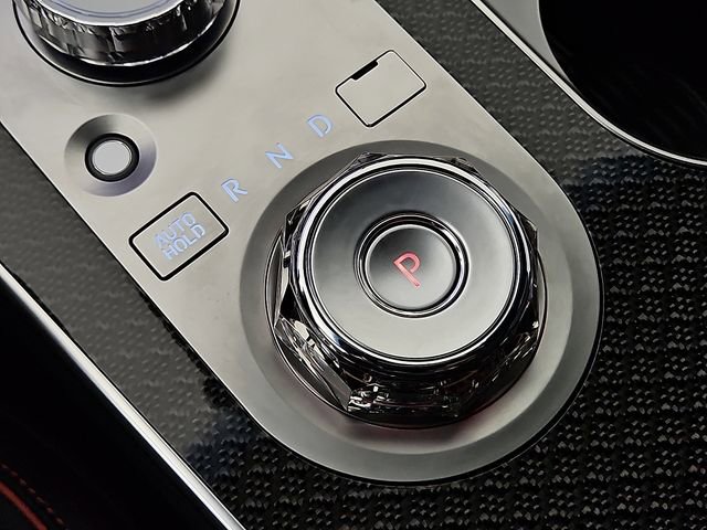 Used 2025 Genesis GV80 3.5T e-SC image 16