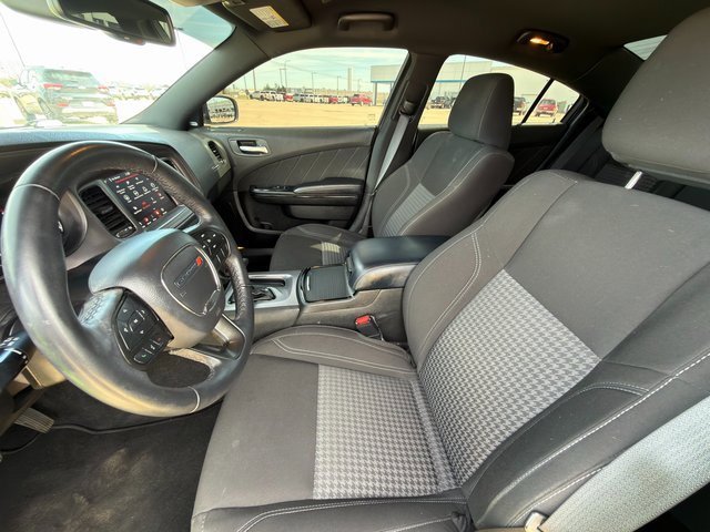 Used 2023 Dodge Charger SXT w/ Blacktop Package image 22