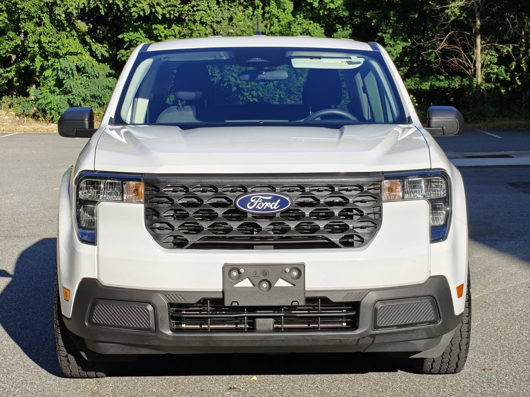 Used 2025 Ford Maverick XL w/ Equipment Group 102A AWD/4WD image 8