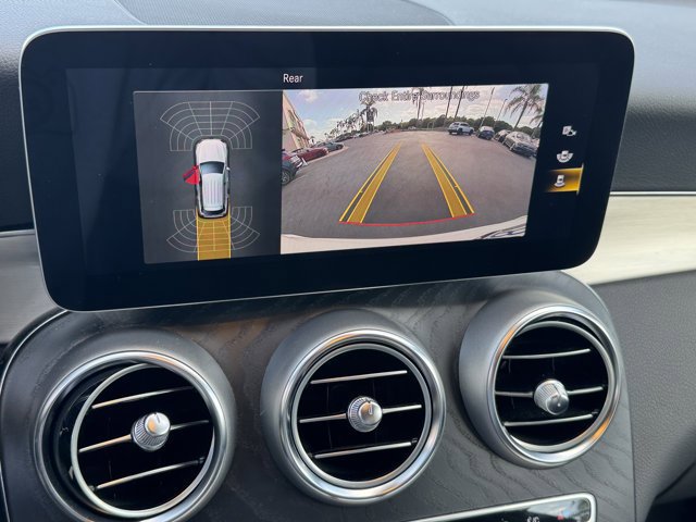 Used 2022 Mercedes-Benz GLC 300 image 22