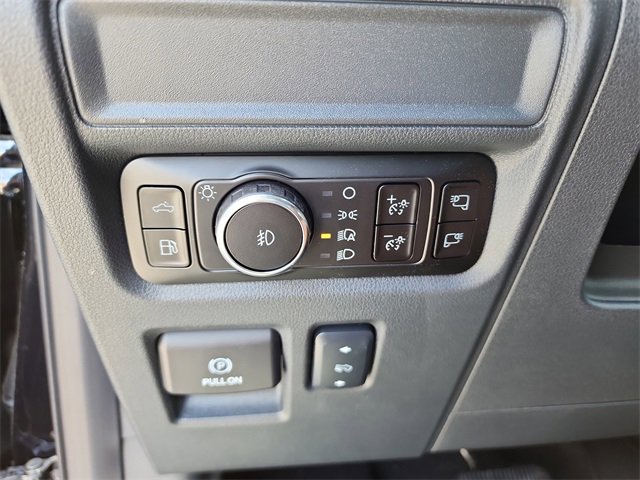 New 2025 Ford F150 Lariat w/ Equipment Group 501A Mid AWD/4WD image 24