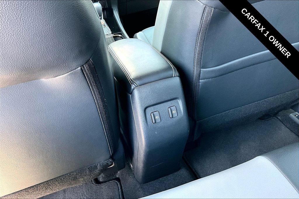 Used 2023 Nissan Kicks SR w/ SR Premium Package FWD image 11