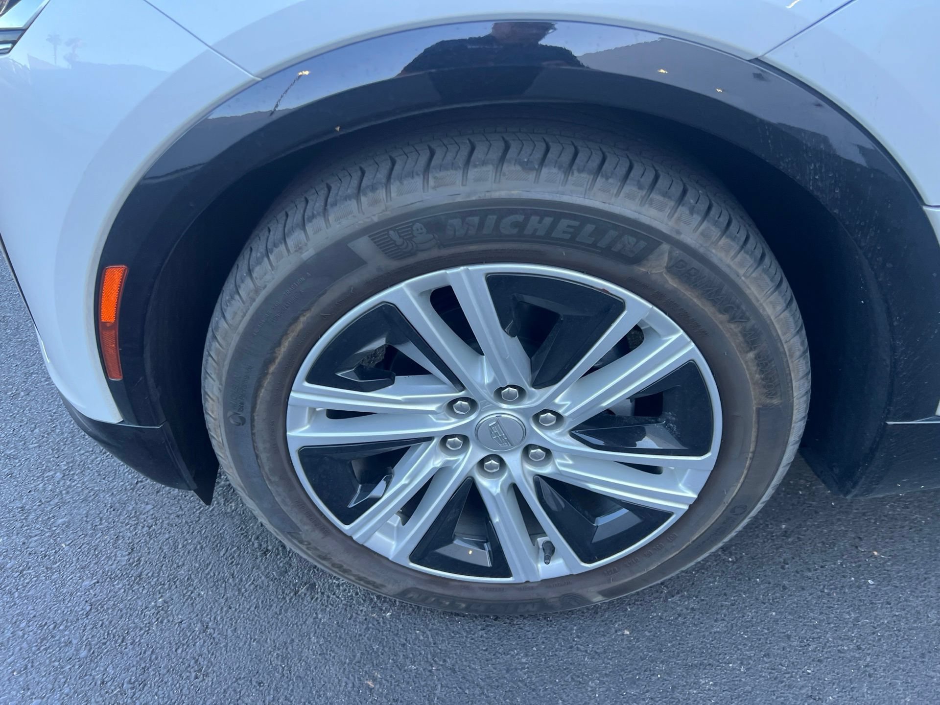 Used 2024 Cadillac Lyriq Tech AWD/4WD image 10