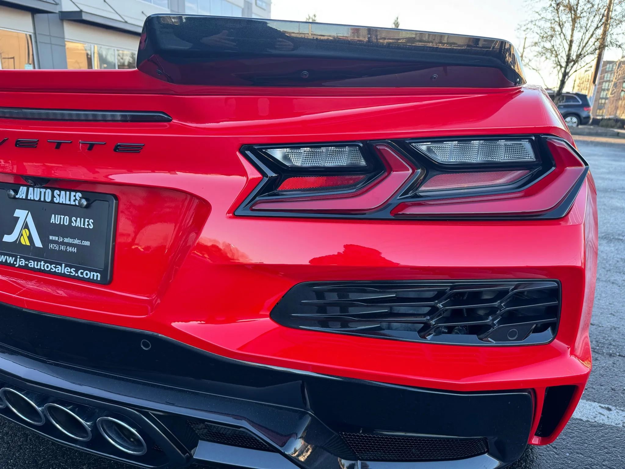 Used 2024 Chevrolet Corvette Z06 image 15