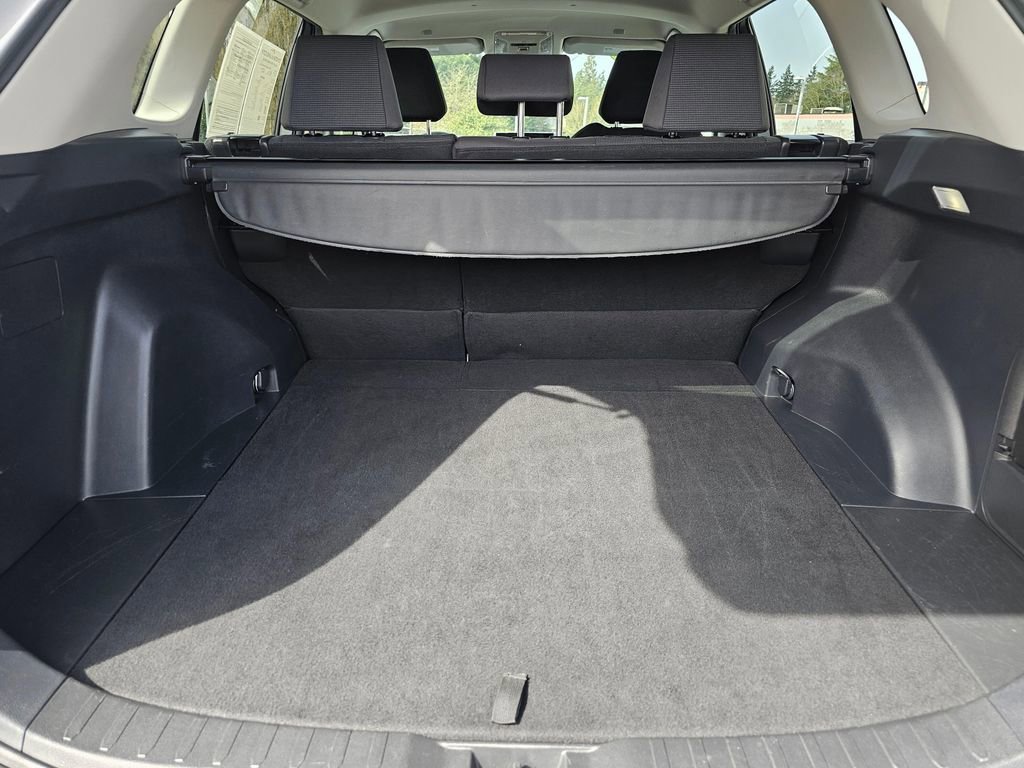 Certified 2025 Toyota RAV4 LE AWD/4WD image 15