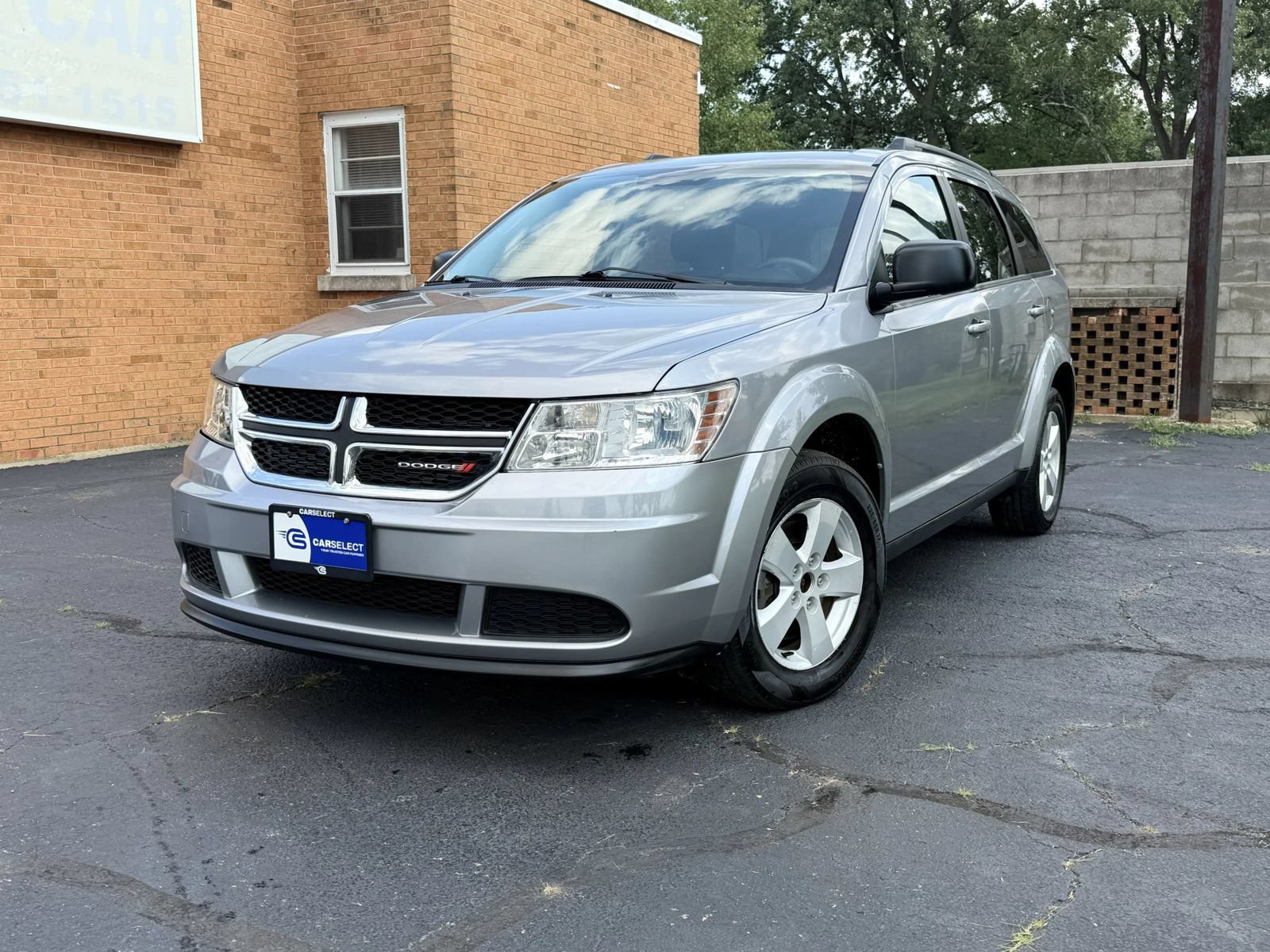 Used 2016 Dodge Journey SE w/ Flexible Seating Group FWD image 2