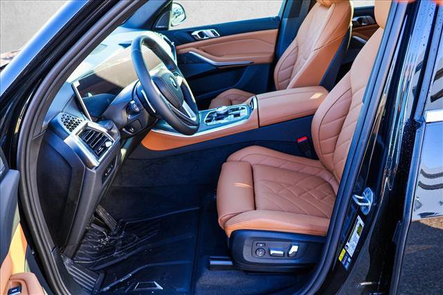 New 2026 BMW X5 xDrive50e image 12