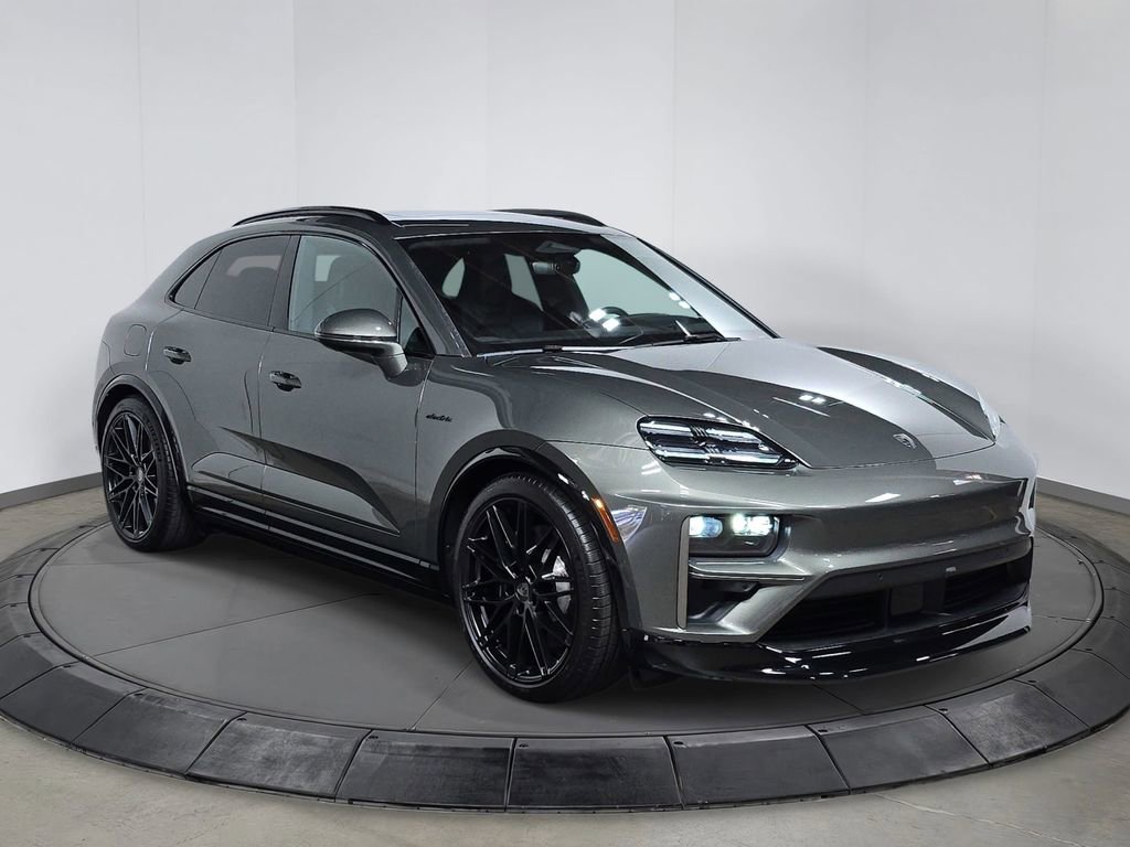 Certified 2025 Porsche Macan Turbo Electric AWD/4WD image 9