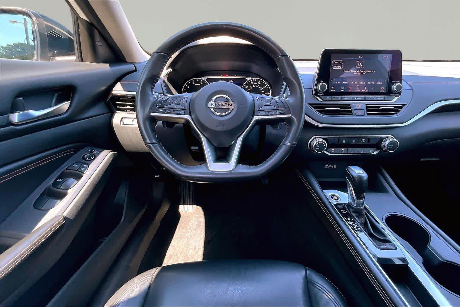 Used 2022 Nissan Altima 2.5 SR FWD image 6