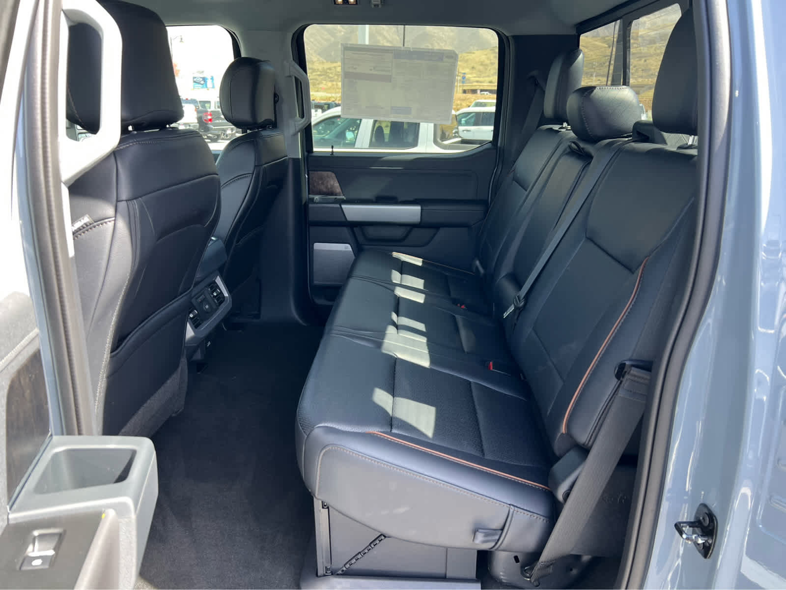 New 2026 Ford F250 Lariat w/ Black Appearance Package AWD/4WD image 28