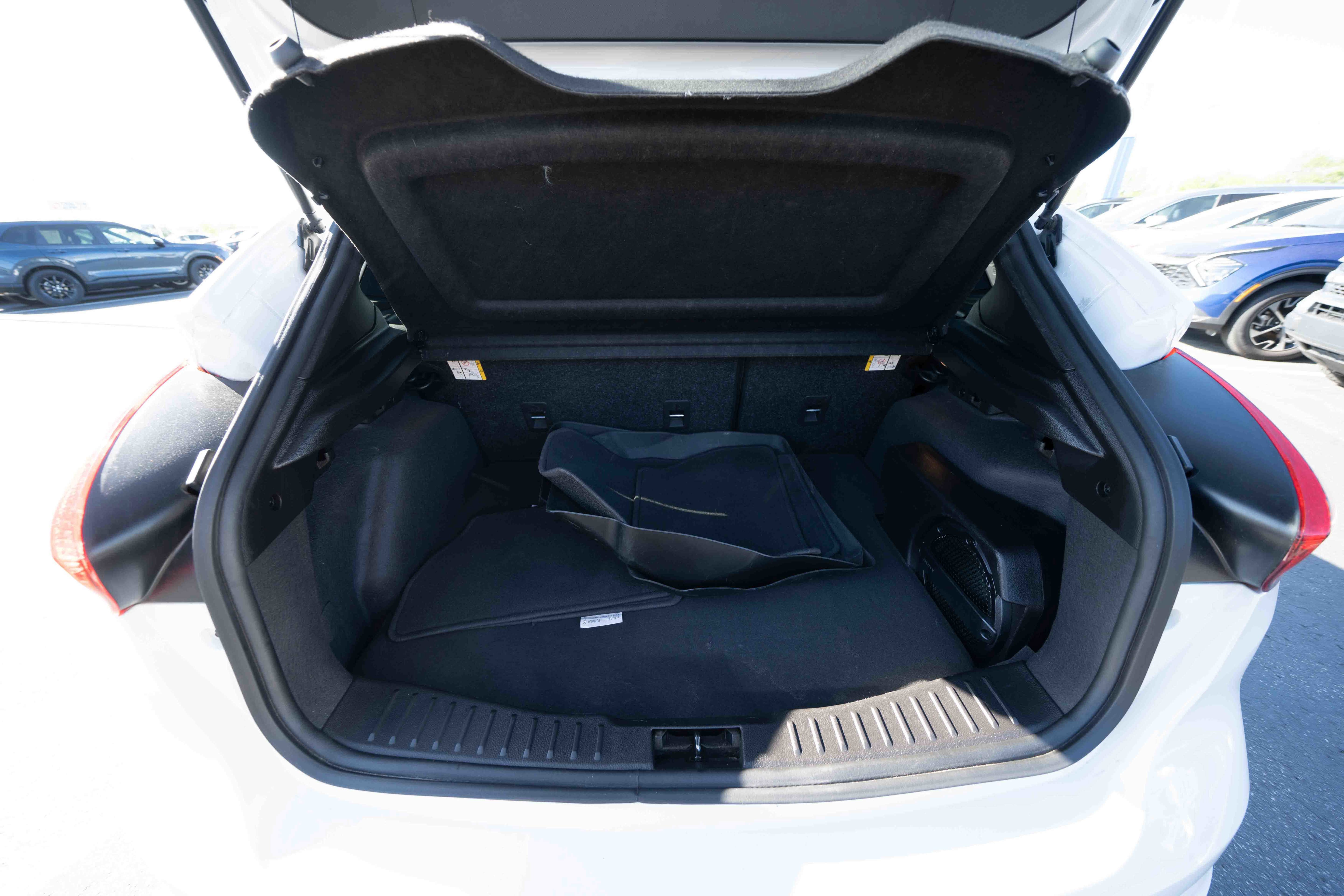 Used 2017 Ford Focus ST w/ Equipment Group 401A FWD image 27