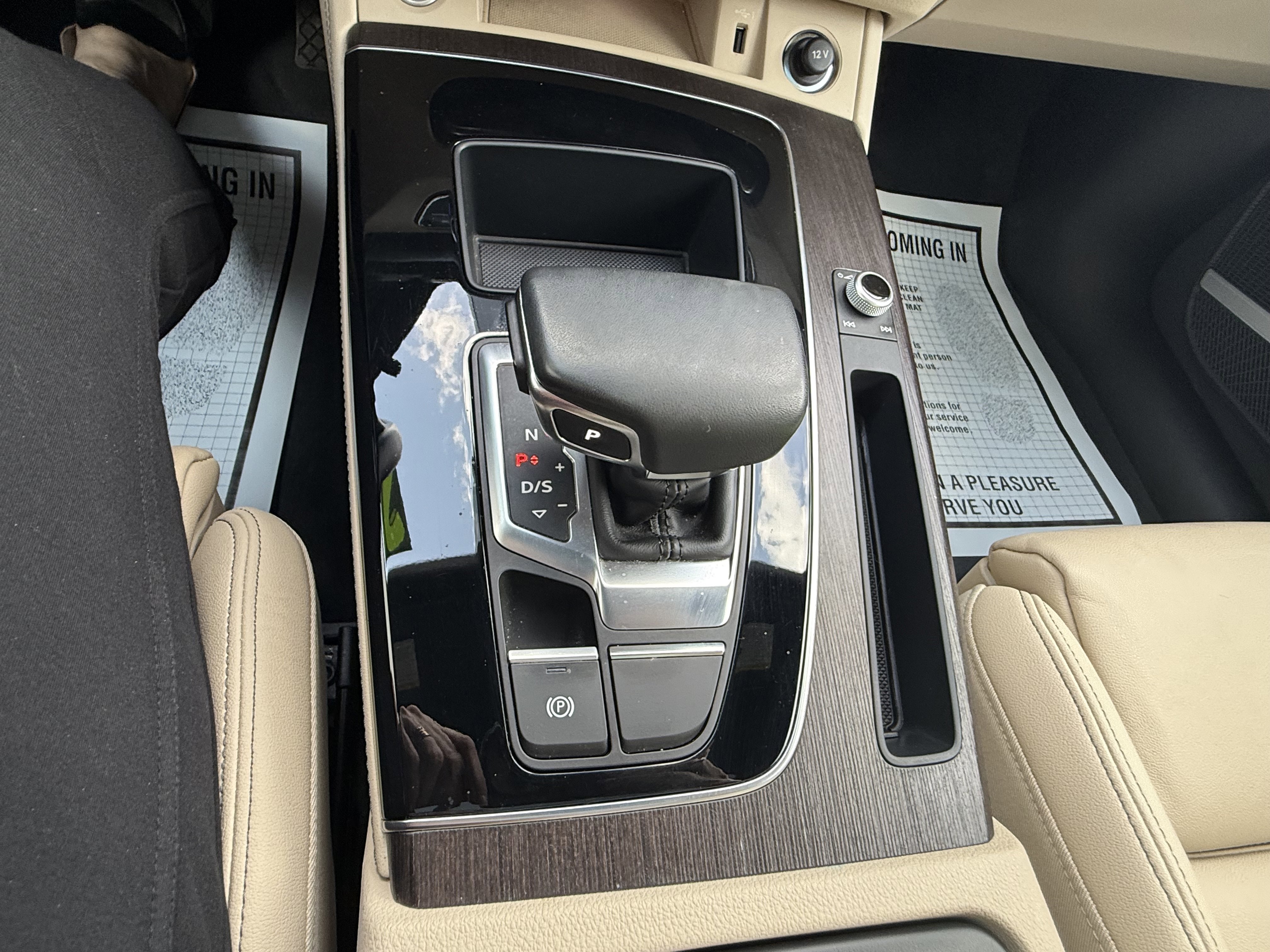 Used 2022 Audi Q5 2.0T Premium Plus image 32