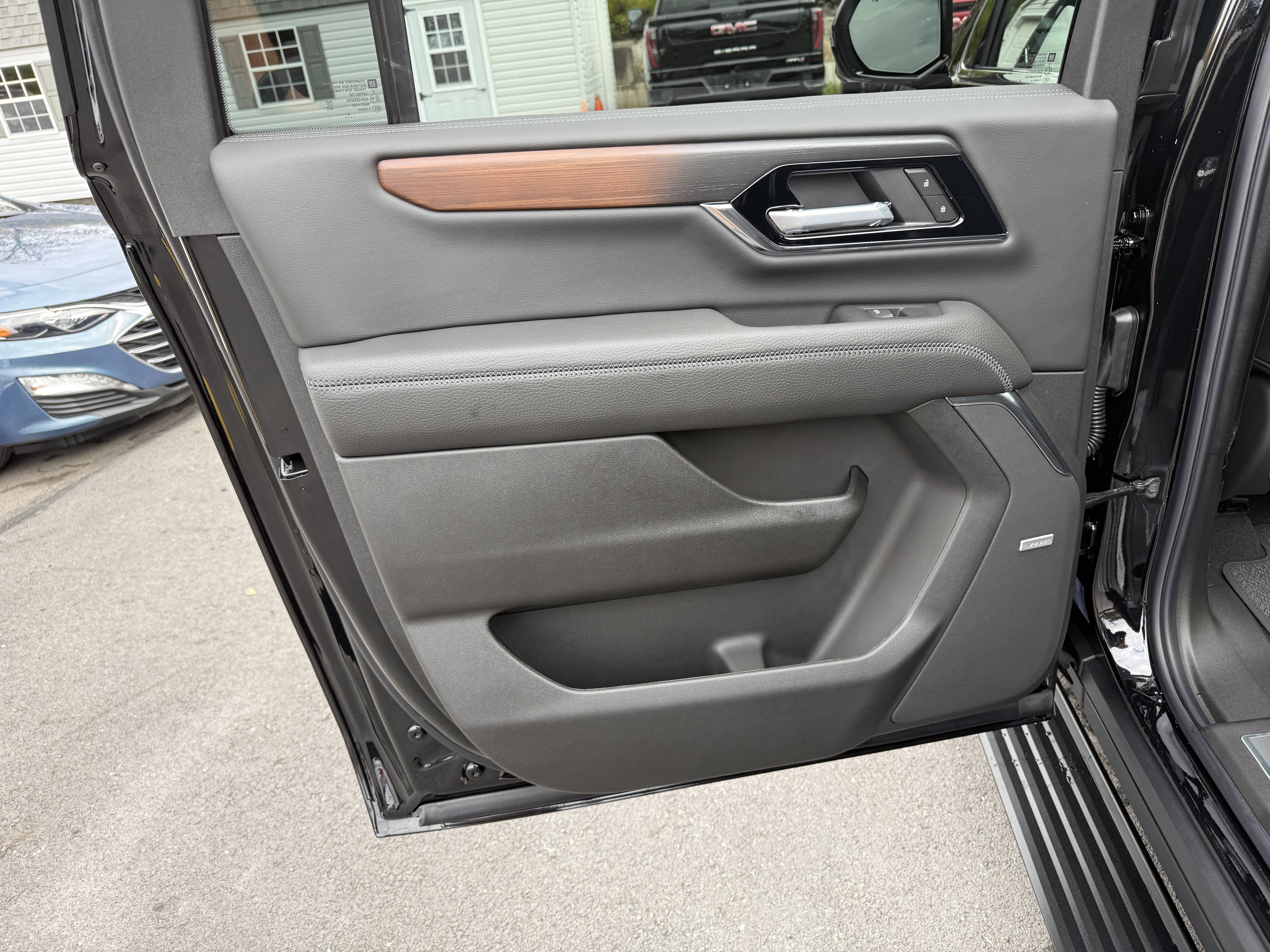 New 2027 GMC Yukon XL Denali AWD/4WD image 18