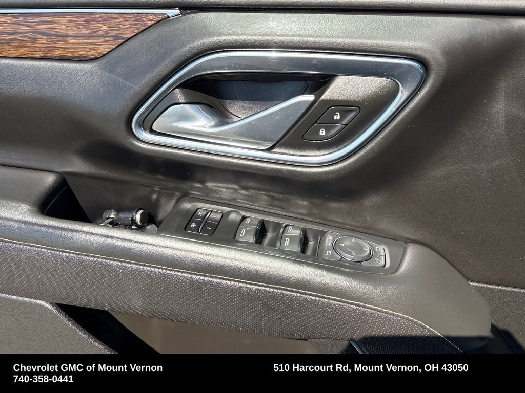 Used 2023 Chevrolet Suburban Premier AWD/4WD image 15