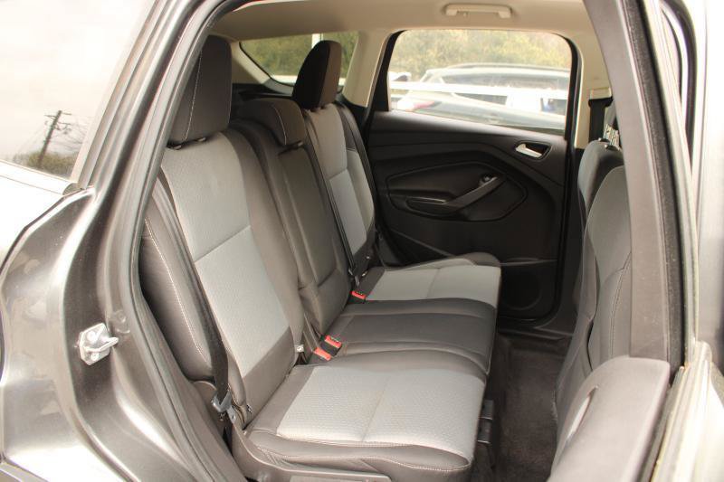 Used 2018 Ford Escape SE FWD image 13