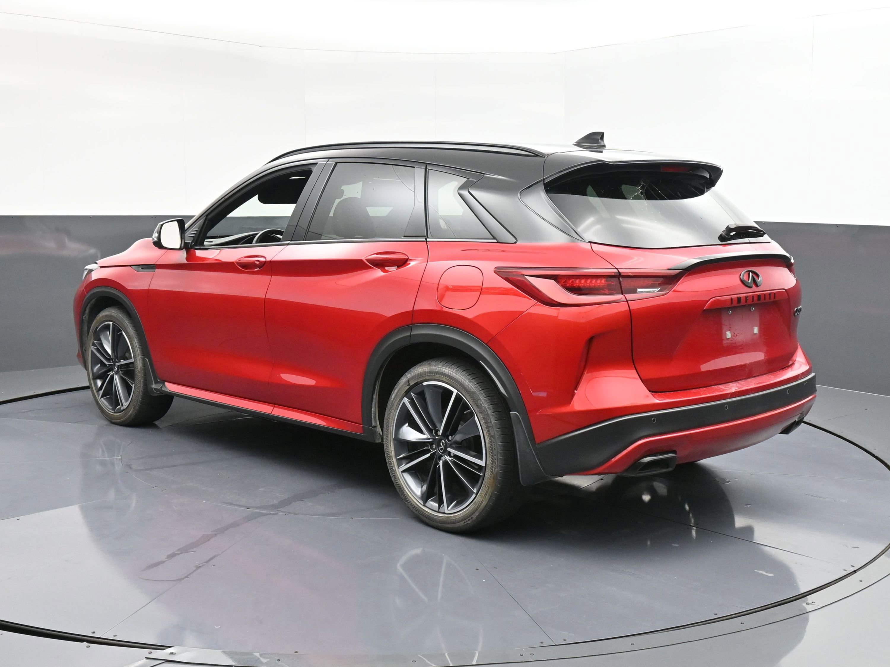 Used 2023 INFINITI QX50 Sport image 6