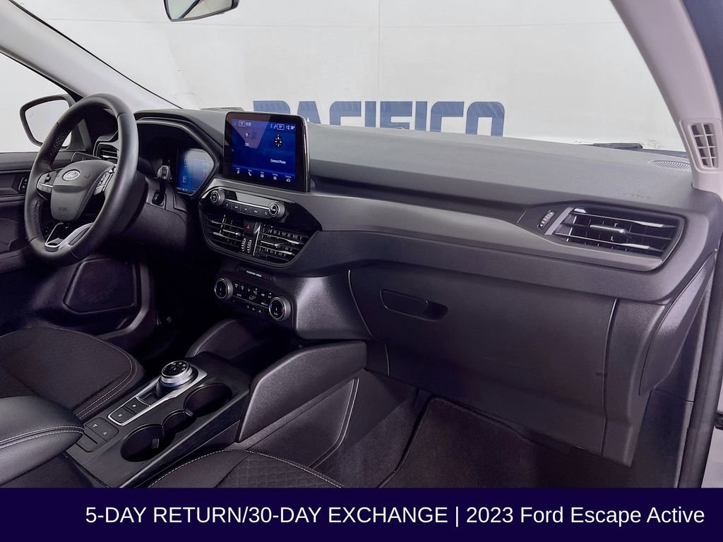 Used 2023 Ford Escape Active image 32