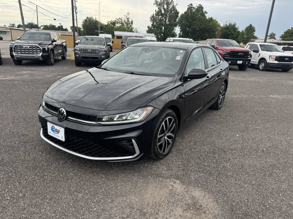 Used 2025 Volkswagen Jetta SE