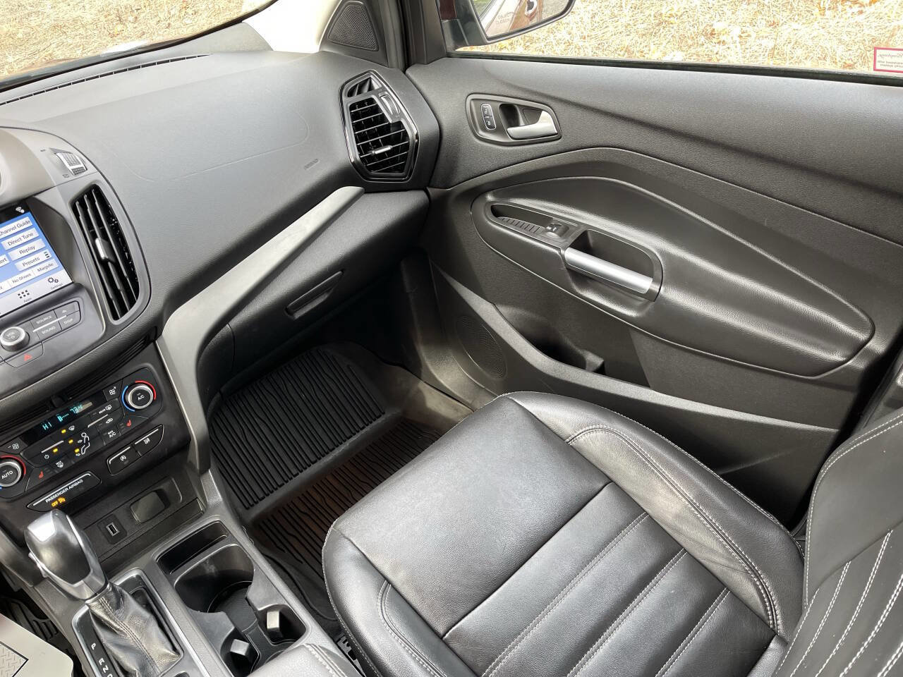 Used 2018 Ford Escape SEL image 14