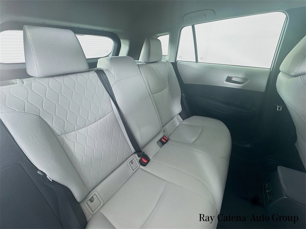 Used 2023 Toyota Corolla Cross L image 27