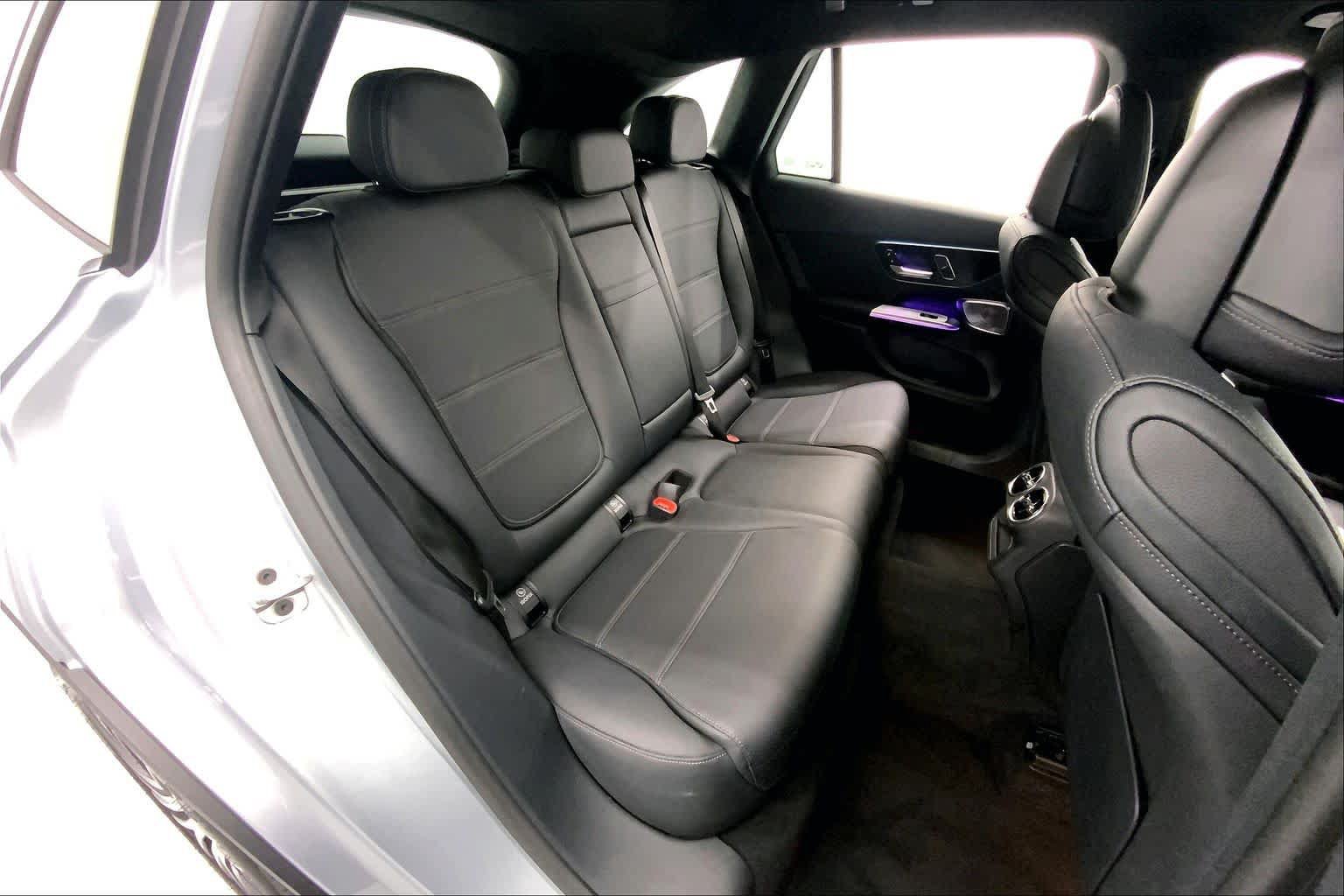 Used 2026 Mercedes-Benz GLC 300 image 13