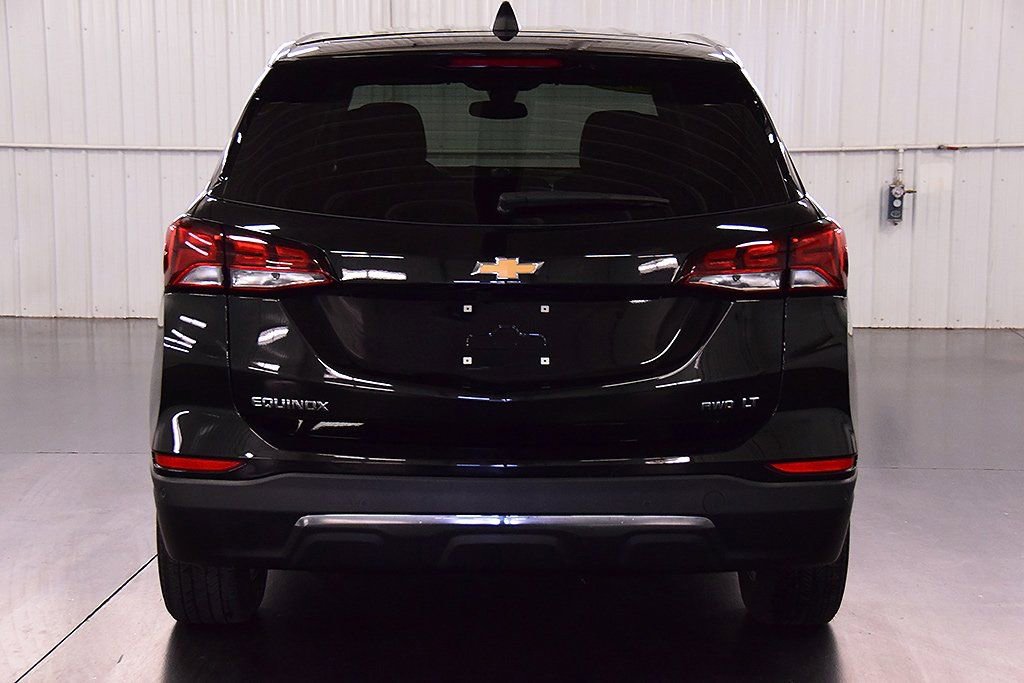Used 2024 Chevrolet Equinox LT w/ LPO, Floor Liner Package image 7