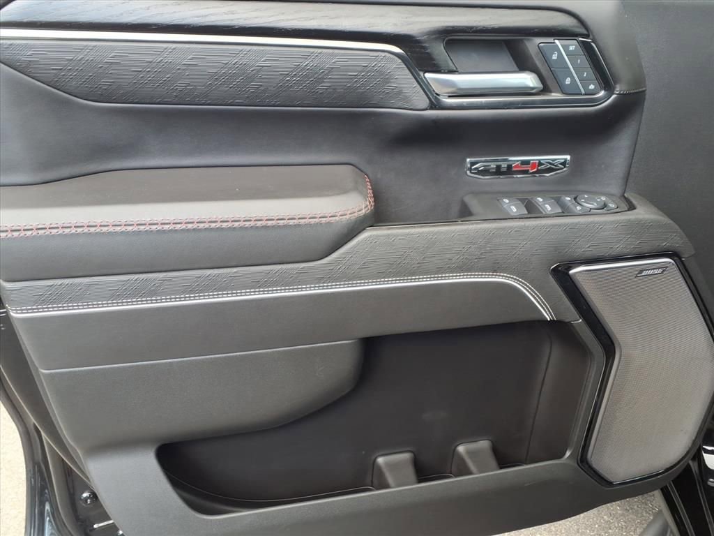 Used 2024 GMC Sierra 1500 AT4X image 15