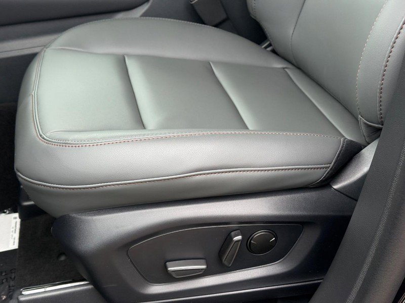 New 2026 Ford Explorer Active w/ Active Comfort Package image 22