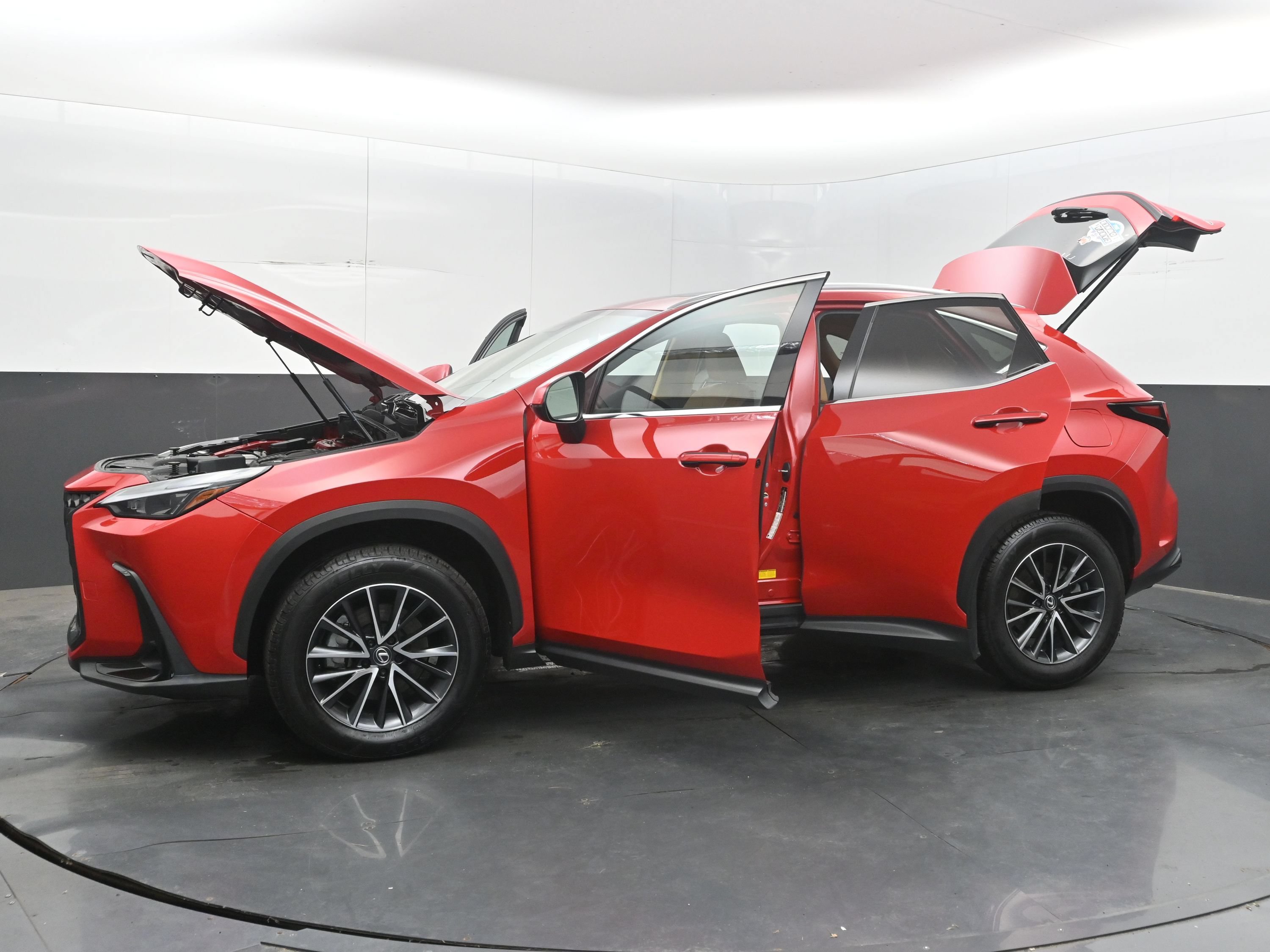 Used 2025 Lexus NX 250 FWD w/ Towing Package (2000 Lbs) image 42