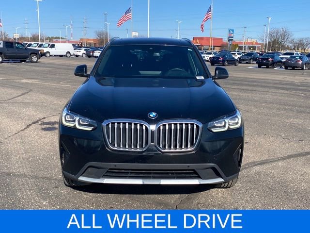 Used 2024 BMW X3 xDrive30i AWD/4WD image 2
