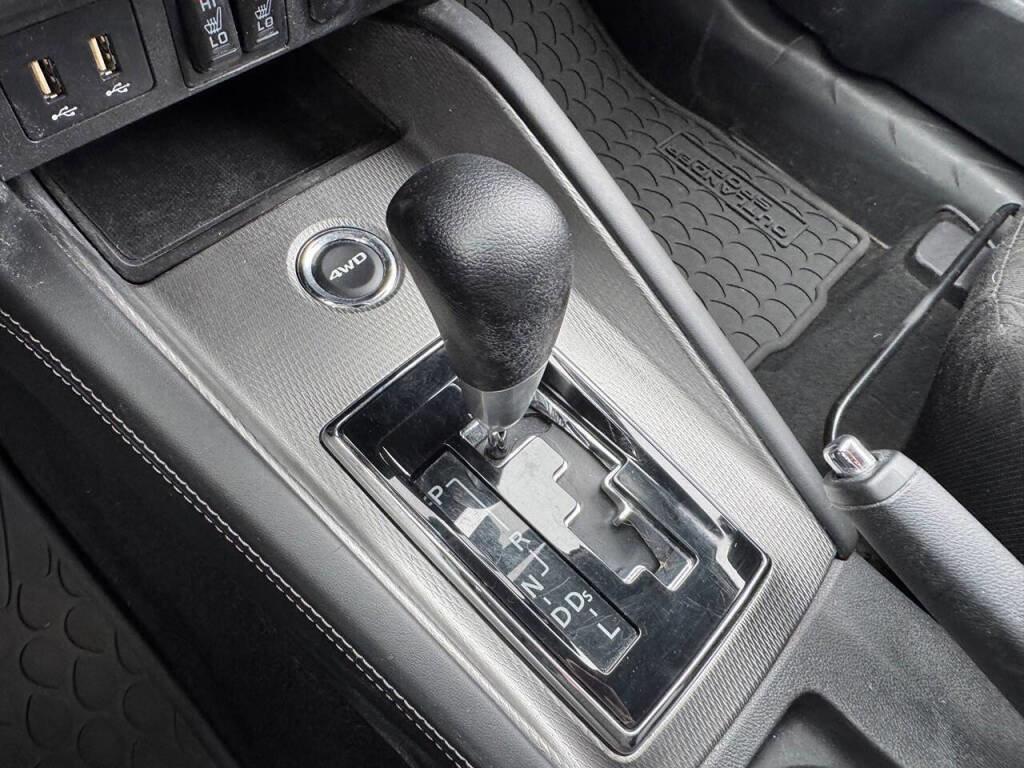 Used 2020 Mitsubishi Outlander Sport SE image 9