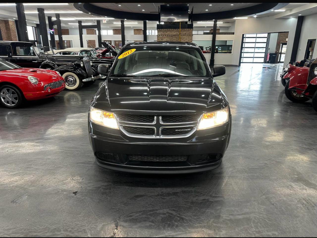 Used 2012 Dodge Journey American Value Package w/ Flexible Seating Group image 2