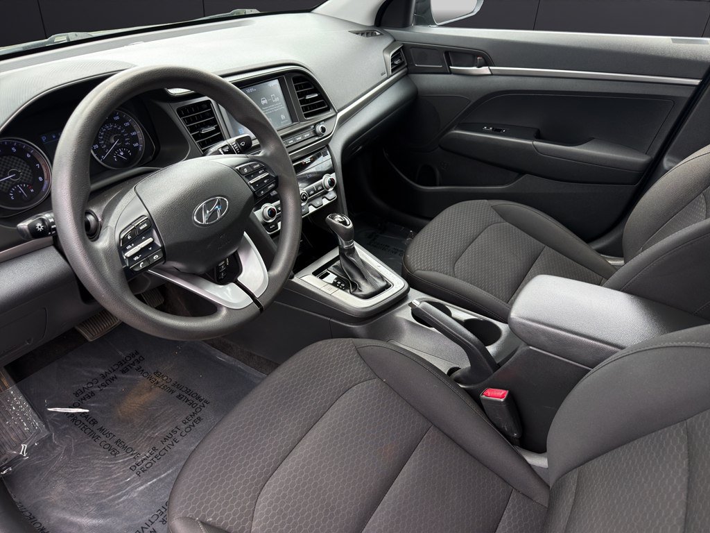 Used 2020 Hyundai Elantra SEL w/ Cargo Package (C1) FWD image 12