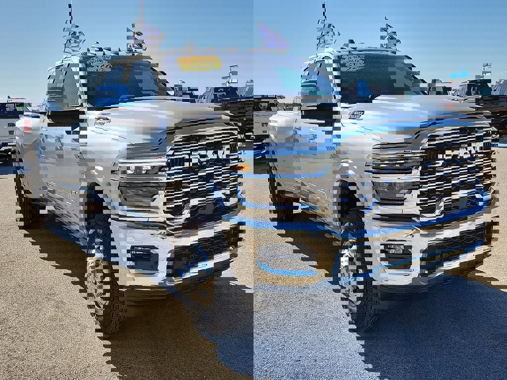 Used 2026 RAM 3500 Limited image 6