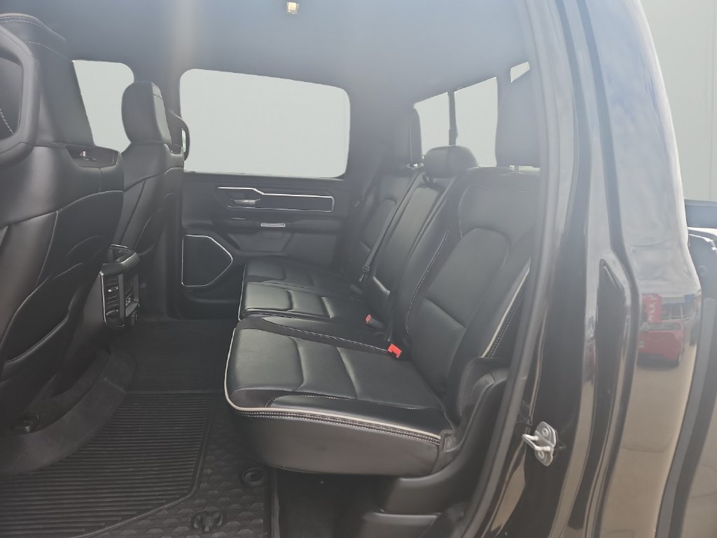 Used 2023 RAM 1500 Laramie AWD/4WD image 15