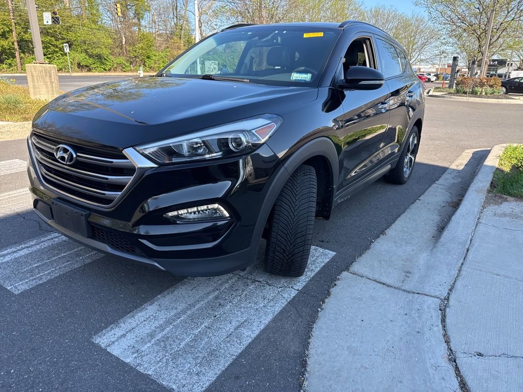 Used 2016 Hyundai Tucson Limited w/ Option Group 03 image 3