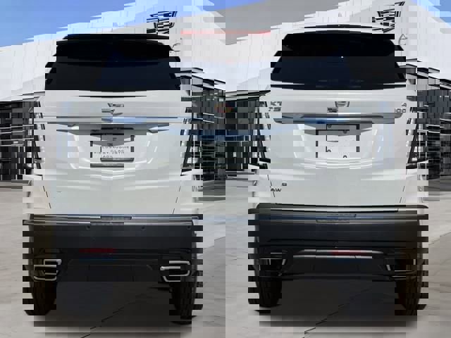 New 2025 Cadillac XT5 Sportv w/ LPO, Floor Liner Package image 6