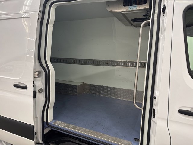 Used 2019 Freightliner Sprinter 2500 image 18