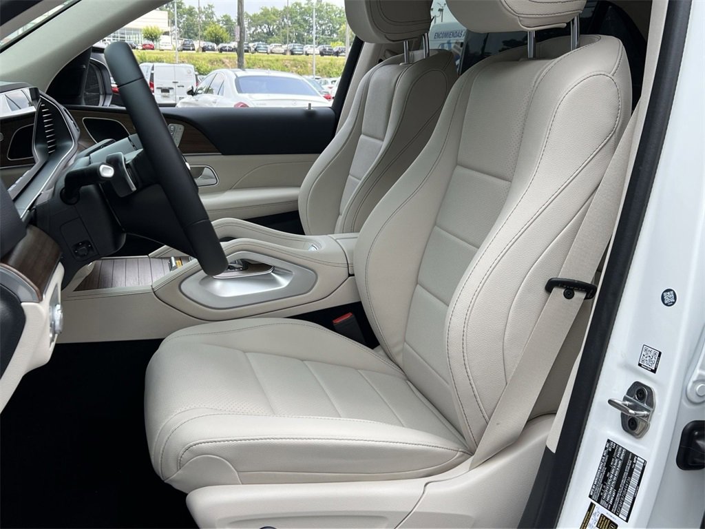 Used 2025 Mercedes-Benz GLE 350 4MATIC image 11