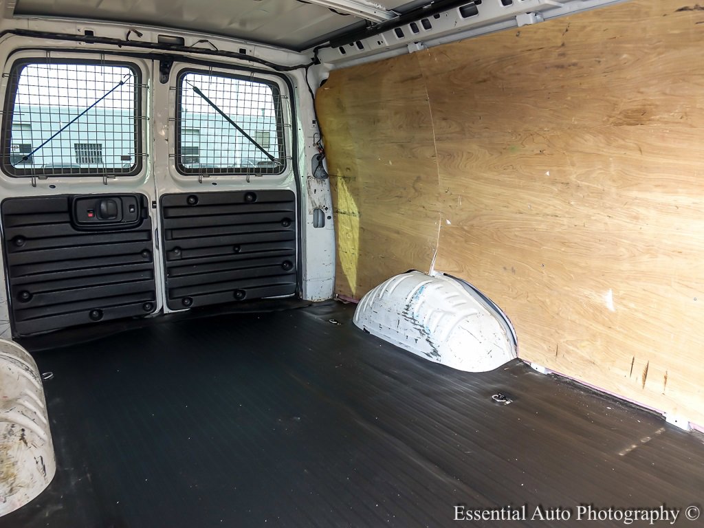 Used 2018 GMC Savana 3500 Extended w/ Driver Convenience Package image 23