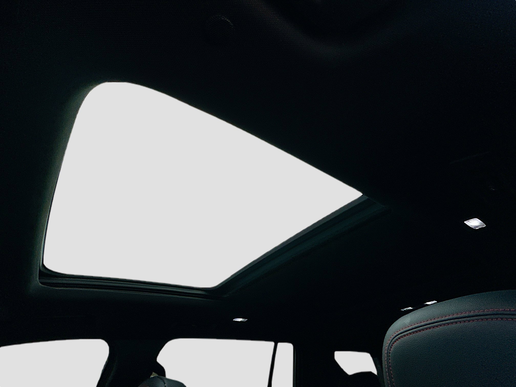 Used 2025 Chevrolet Traverse RS image 20