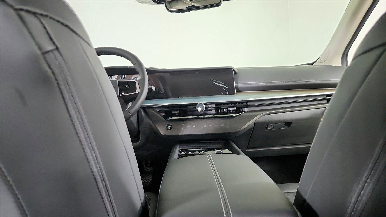 New 2026 Nissan Murano Platinum w/ Cargo Package AWD/4WD image 15