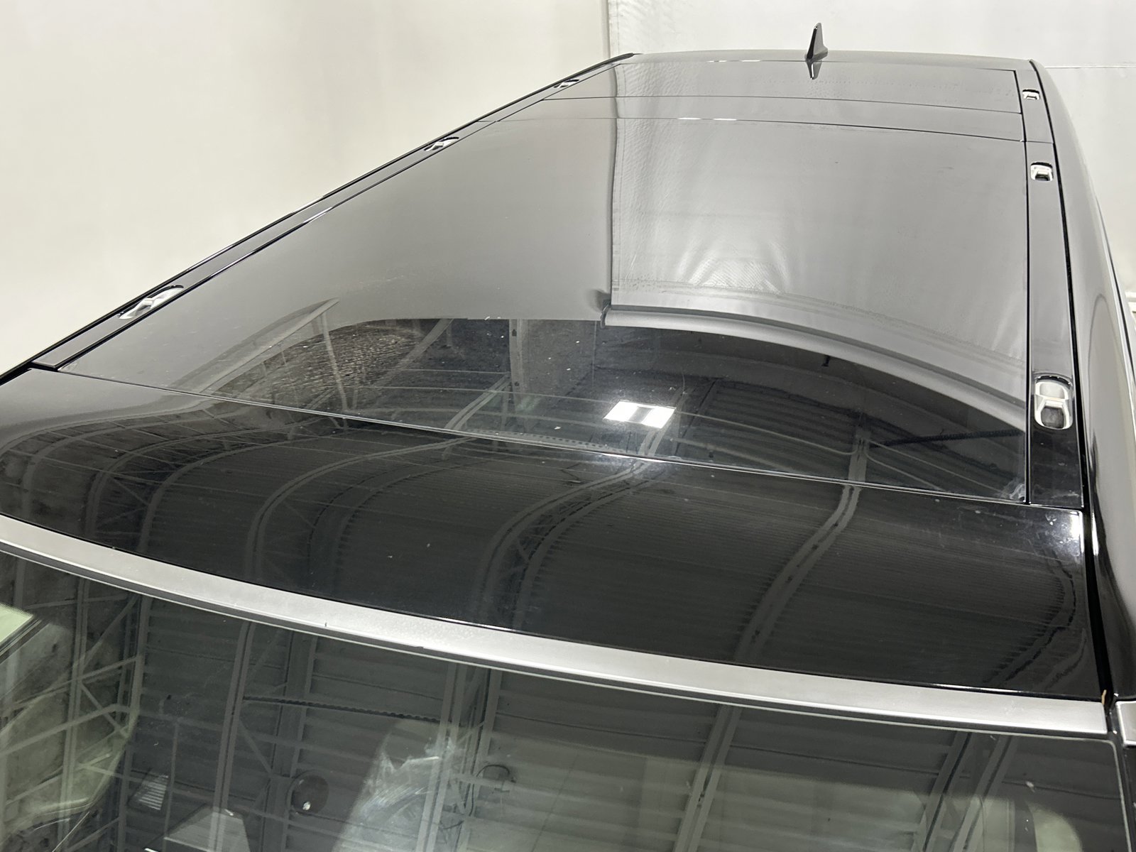 Used 2022 Rivian R1S Launch Edition AWD/4WD image 13